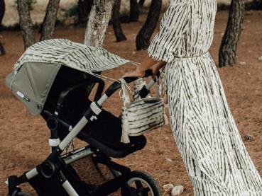 Kinderwagen- und Buggy- Organizer von mara mea in Grün tie dye - succolent garden